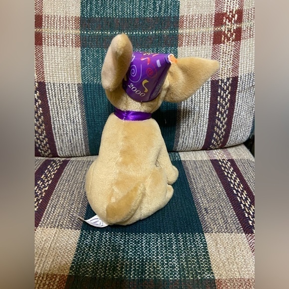 TACO Bell 2000 Happy New Year Chihuahua Plush @@@@Sound don’t work!!!! - Picture 4 of 10